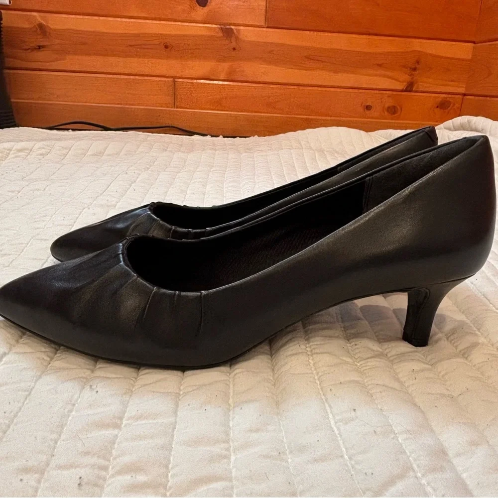 Rockport Women's Total Motion Kalila Gather Pump Size 10 - Picture 4 of 7
